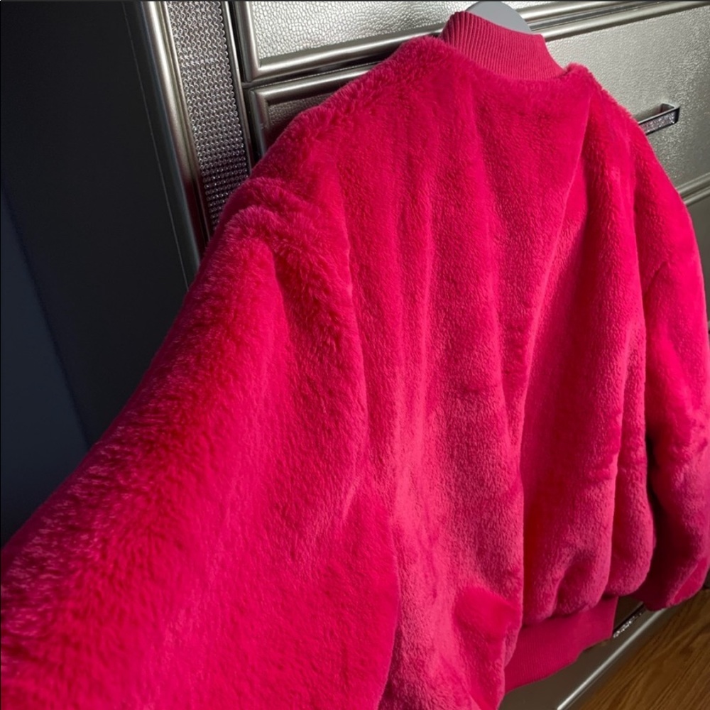 Women’s Faux Fur Jacket Fuchsia